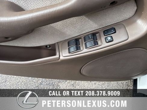 Used 1996 Toyota Camry LE image 18