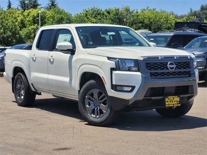 New 2026 Nissan Frontier SV w/ SV Convenience Package