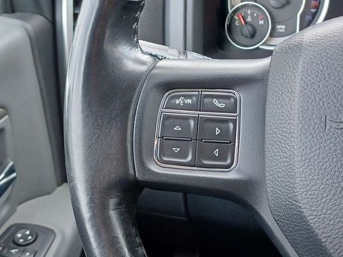 Used 2017 RAM 1500 Big Horn AWD/4WD image 11