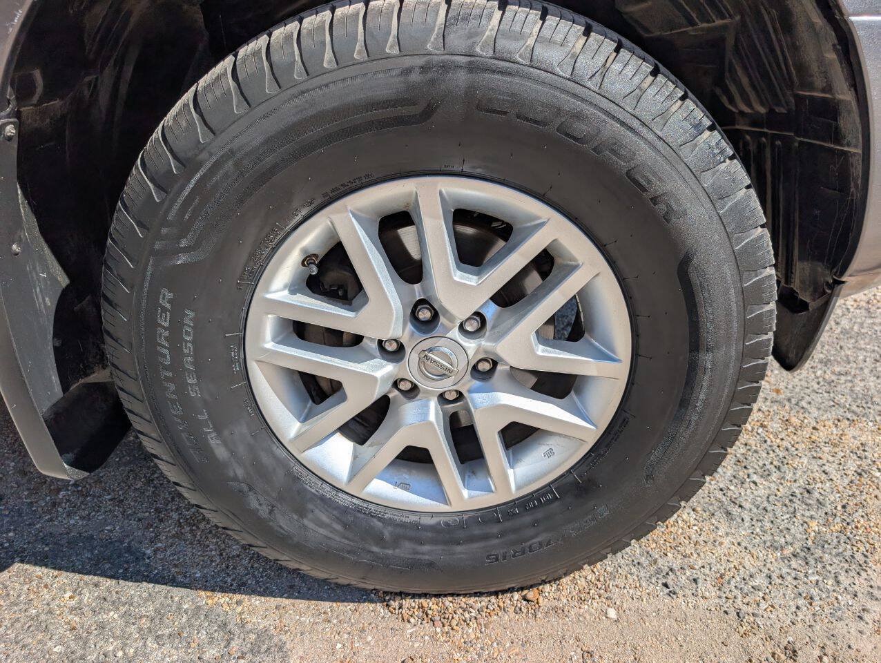 Used 2019 Nissan Frontier SV AWD/4WD image 34