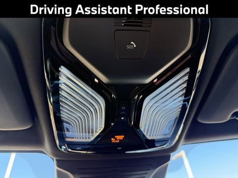 Used 2026 BMW X5 xDrive40i image 18