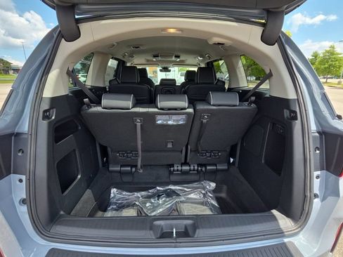 New 2026 Honda Odyssey Touring image 30