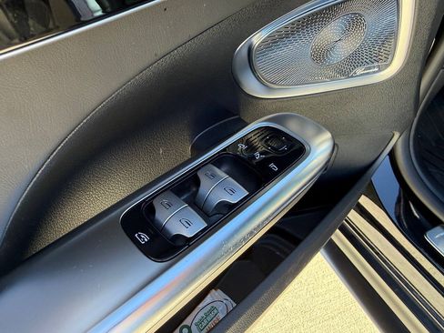 Used 2025 Mercedes-Benz C 36 AMG S image 30