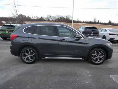 Used 2018 BMW X1 xDrive28i image 2