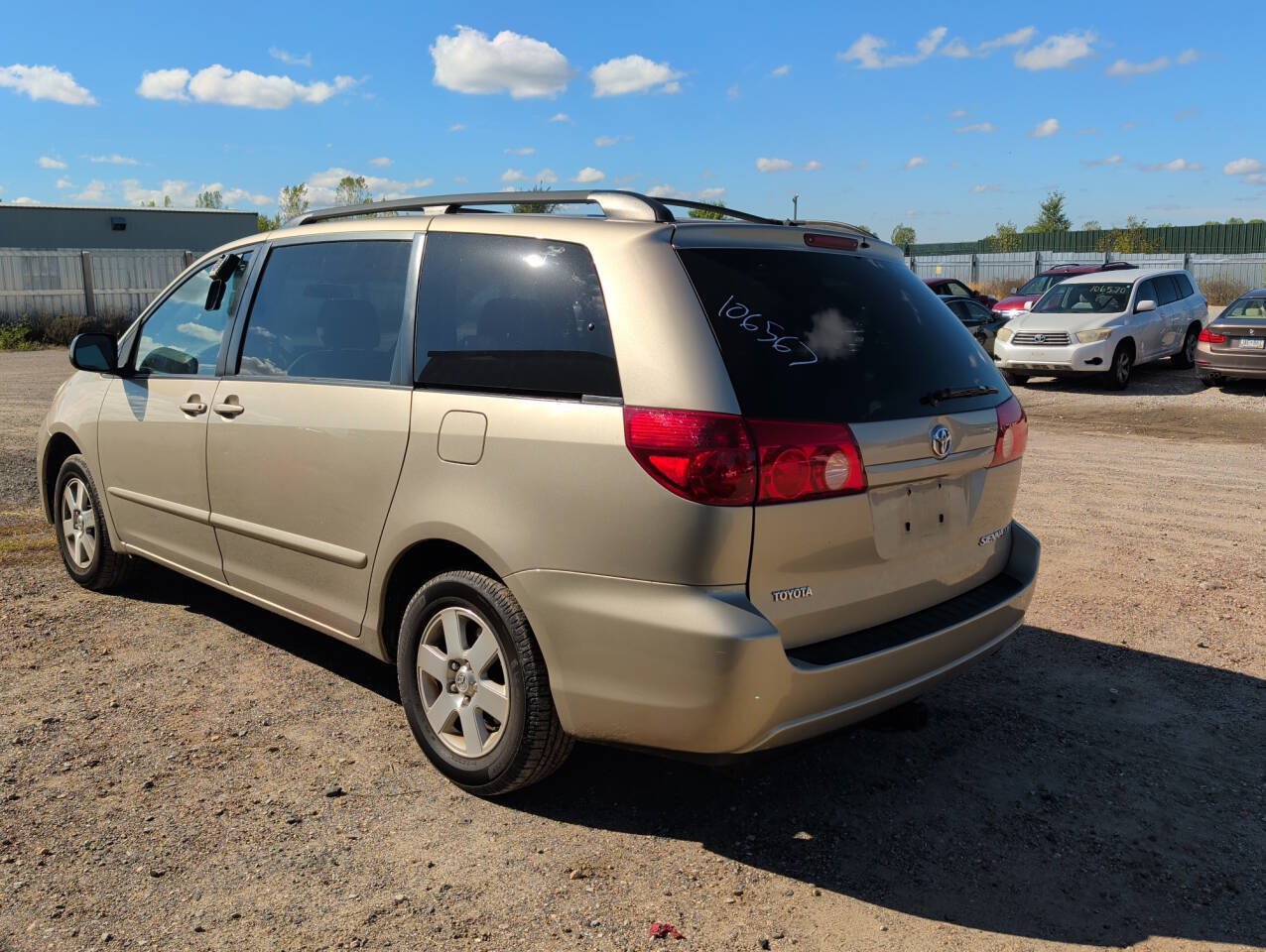 Used 2006 Toyota Sienna LE FWD image 3