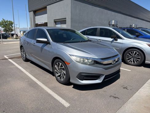 Used 2017 Honda Civic EX image 2