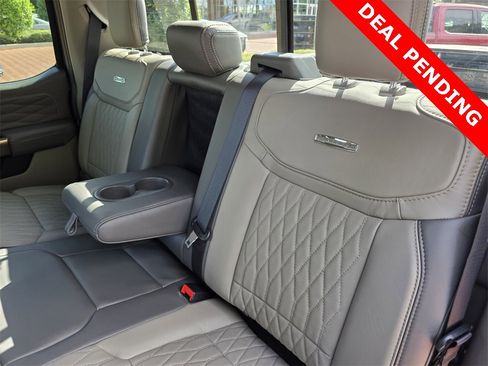 Used 2025 Ford F350 Platinum w/ Platinum Plus Package image 17