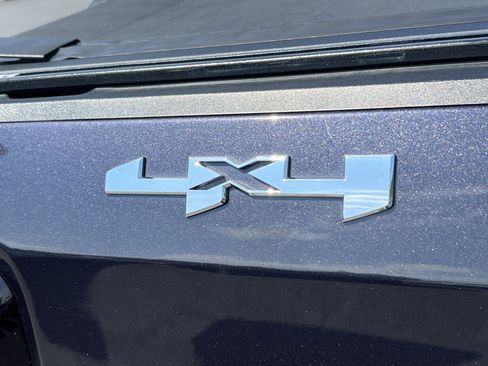Used 2022 GMC Sierra 1500 Elevation w/ LPO, Elevation Black Package AWD/4WD image 11