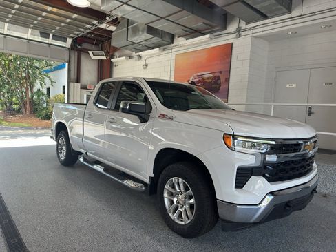 New 2025 Chevrolet Silverado 1500 LT w/ Z71 Off-Road Package image 34