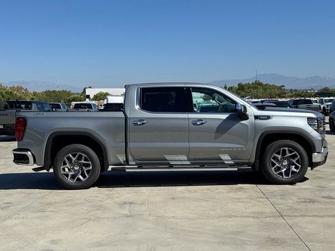 New 2026 GMC Sierra 1500 SLT w/ SLT Premium Plus Package image 7