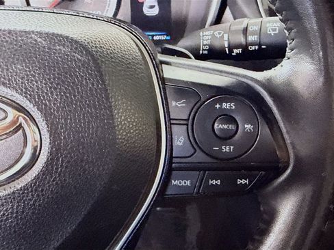 Used 2021 Toyota Corolla SE image 15