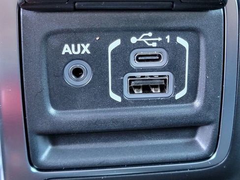 New 2026 Jeep Gladiator Sport AWD/4WD image 7