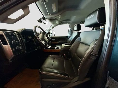 Used 2018 Chevrolet Silverado 3500 High Country w/ Duramax Plus Package image 23