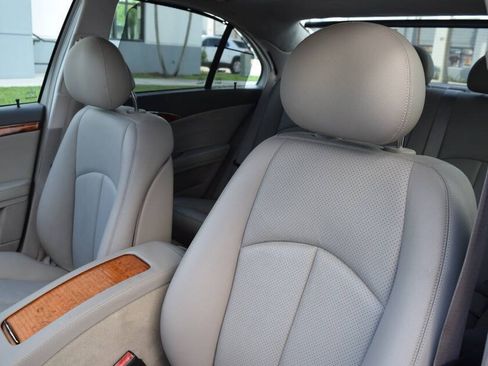 Used 2006 Mercedes-Benz E 350 Sedan image 37