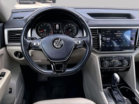 Used 2018 Volkswagen Atlas SEL AWD/4WD image 6