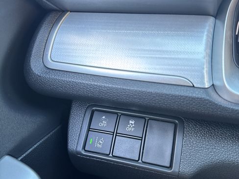 Used 2018 Honda Civic Touring image 22