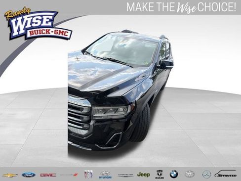 Used 2022 GMC Acadia AT4 w/ Technology Package AWD/4WD image 1