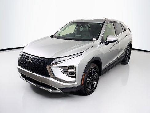 Used 2024 Mitsubishi Eclipse Cross SE AWD/4WD image 3