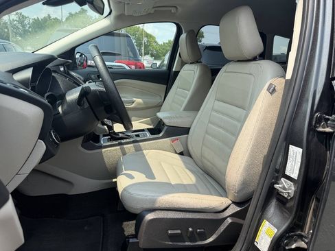 Used 2018 Ford Escape Titanium AWD/4WD image 8