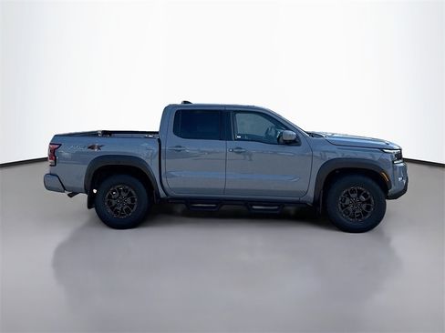 Used 2023 Nissan Frontier PRO-4X w/ Pro-4X Premium Package image 8