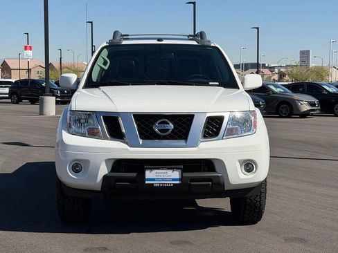 Used 2019 Nissan Frontier PRO-4X w/ Pro-4x Luxury Package image 10