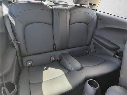 Used 2019 MINI Cooper 2-Door Hardtop w/ Storage Package image 19