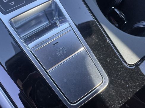 Used 2021 Audi S6 Premium Plus AWD/4WD image 32