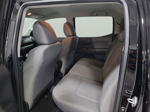 Certified 2023 Toyota Tacoma SR AWD/4WD image 9