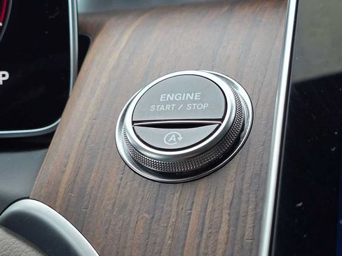 Certified 2026 Mercedes-Benz GLC 300 4MATIC image 35