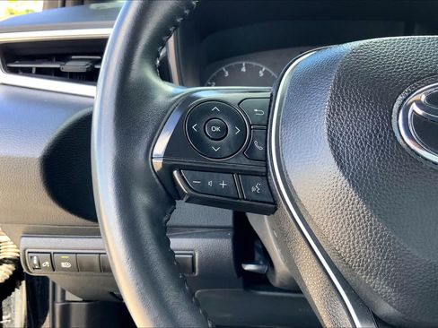 Used 2025 Toyota Corolla SE FWD image 23