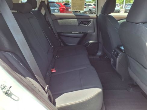 Used 2023 Nissan Rogue S FWD image 15