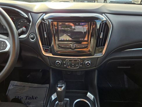 Used 2020 Chevrolet Traverse LS AWD/4WD image 21