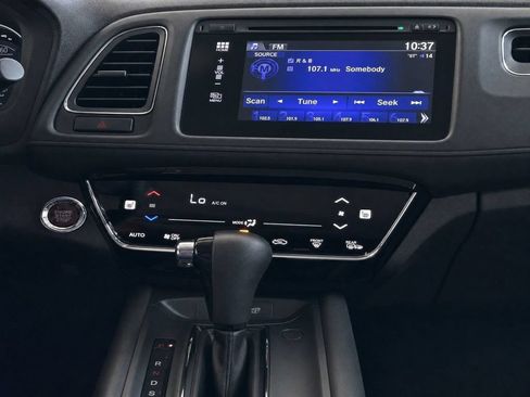Used 2017 Honda HR-V EX image 24