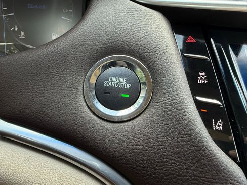 Used 2013 Cadillac XTS Premium FWD image 35