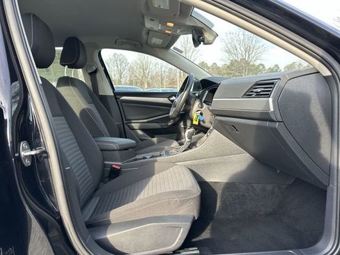 Certified 2024 Volkswagen Jetta S image 29