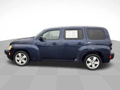 Used 2010 Chevrolet HHR LS FWD image 4
