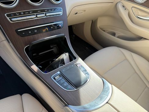 Used 2022 Mercedes-Benz GLC 300 GLC 300 image 13