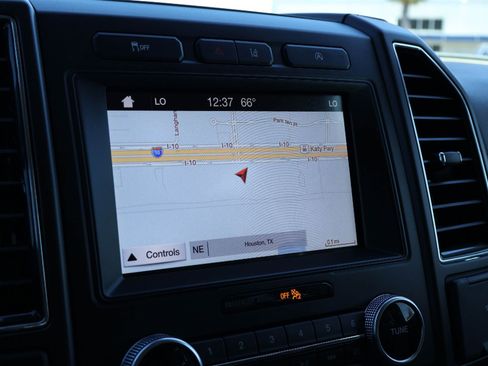 Used 2019 Ford Expedition Limited w/ Driver Assistance Package image 28