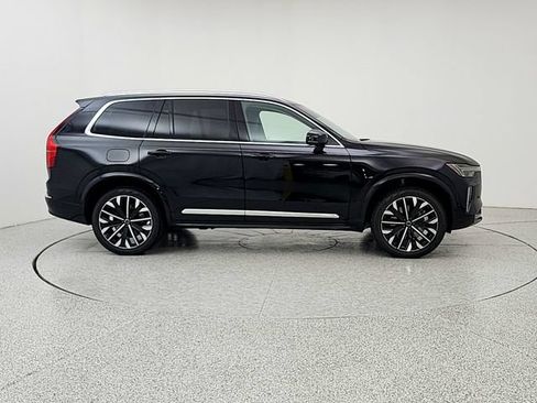 New 2026 Volvo XC90 T8 Plus w/ Protection Package Premier AWD/4WD image 4
