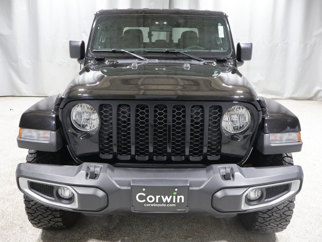 Used 2023 Jeep Gladiator Sport AWD/4WD image 8
