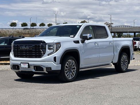 New 2026 GMC Sierra 1500 Denali Ultimate AWD/4WD image 6