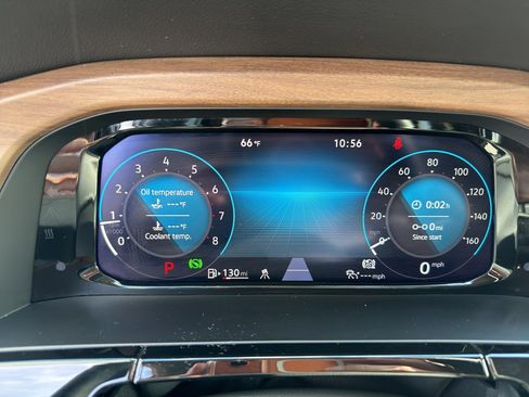 Used 2024 Volkswagen Atlas SE image 19