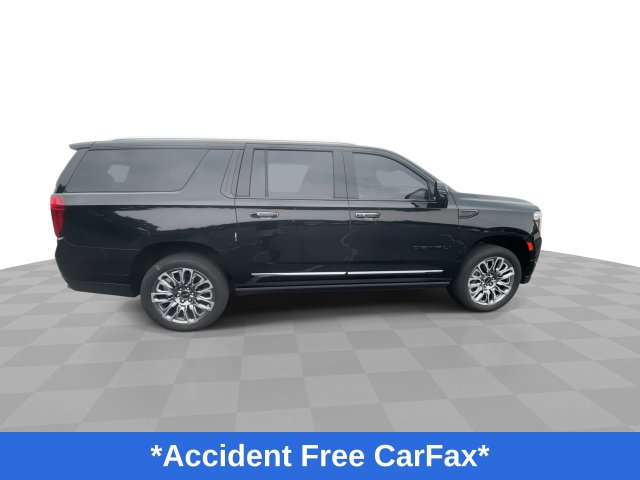 Used 2023 GMC Yukon XL Denali Ultimate AWD/4WD image 10