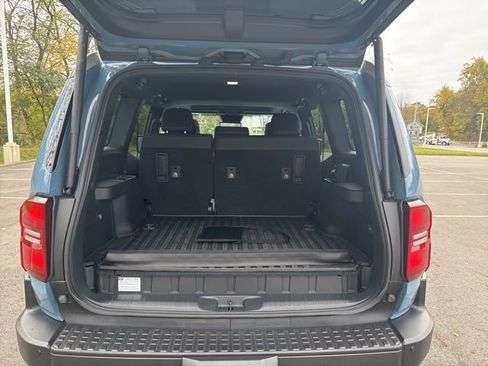 Used 2024 Toyota Land Cruiser image 17