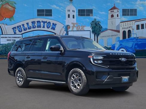 Certified 2025 Ford Expedition Max Active RWD image 1