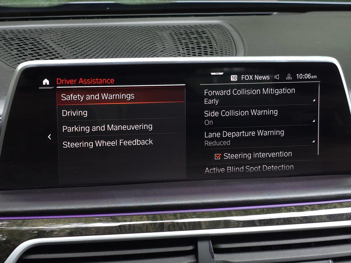 Used 2020 BMW 750i xDrive w/ Executive Package AWD/4WD image 49