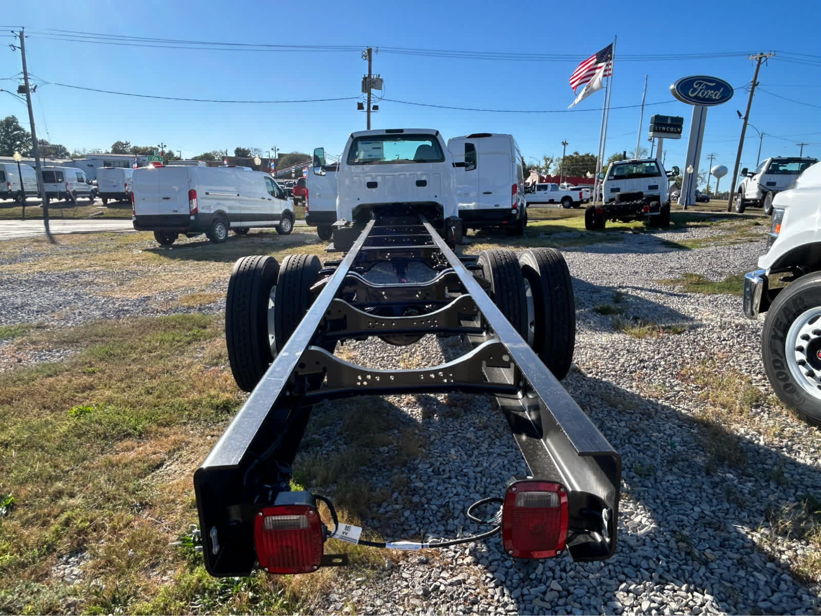 New 2027 Ford F650 2WD Regular Cab Super Duty image 3