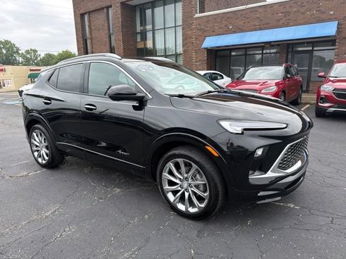Used 2024 Buick Encore GX Avenir w/ Avenir Technology Package AWD/4WD image 1