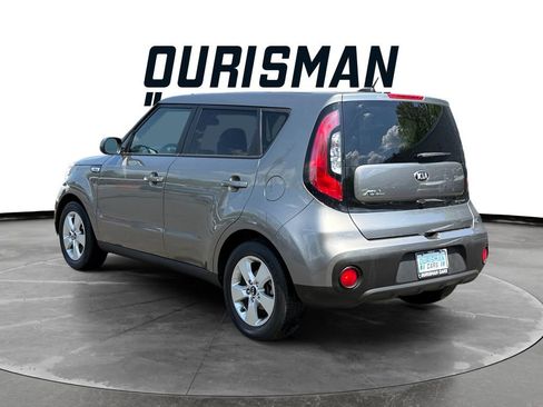 Used 2018 Kia Soul w/ Convenience Package FWD image 4