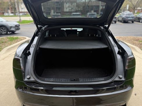Used 2021 Tesla Model S Plaid image 25